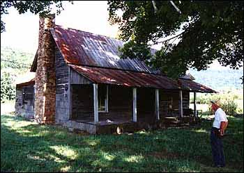 A dogtrot cabin
