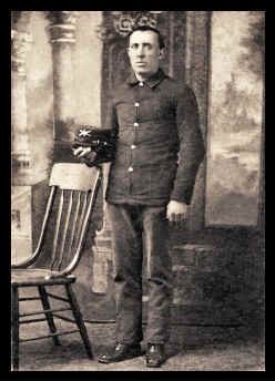 John Thomas Halburnt (1874-1919) in Spanish-American War Uniform