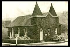 Cumberland Presbyterian Church covered in ivy