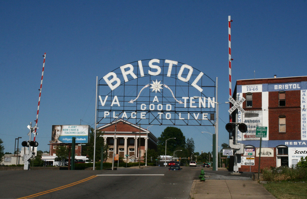 Bristol VA-TN Sign